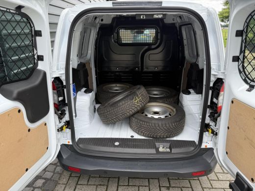 Ford Transit Courier 1.0 Limited Camera Clima Cruise Apple Carplay ActivLease financial lease