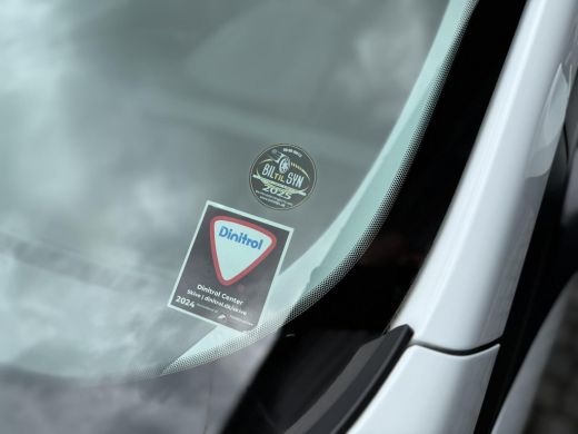 Ford Transit Courier 1.0 Limited Benzine Camera Clima Cruise Apple Carplay ActivLease financial lease