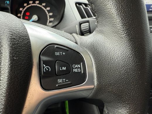 Ford Transit Courier 1.0 Limited Benzine Camera Clima Cruise Apple Carplay ActivLease financial lease