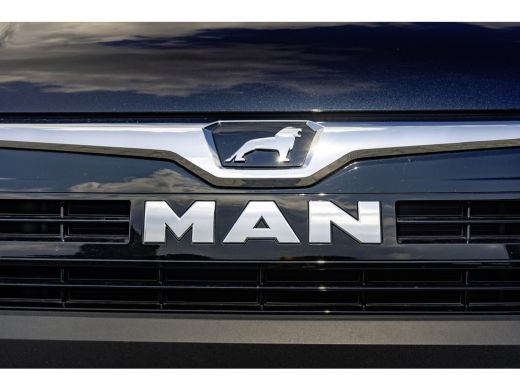 MAN TGE 3.180 | Automaat | Full Led | 177PK | Camera | CarPlay | Cruise | Airco | PDC | Euro 6 ActivLease financial lease