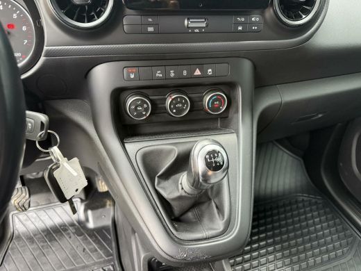 Mercedes-Benz Citan 110 Airco 3 Zits Cruise PDC Schuifdeur Apple Carplay ActivLease financial lease