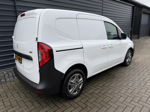 Mercedes-Benz Citan 110 Airco 3 Zits Cruise PDC Schuifdeur Apple Carplay ActivLease financial lease