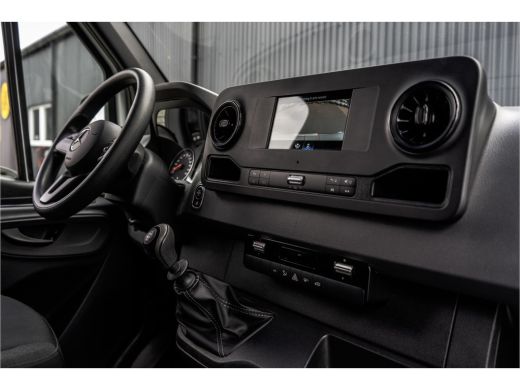 Mercedes-Benz Sprinter 311 CDI L2H1 | Camera | Mbux | CarPlay | Navi | Climate | Euro 6 ActivLease financial lease