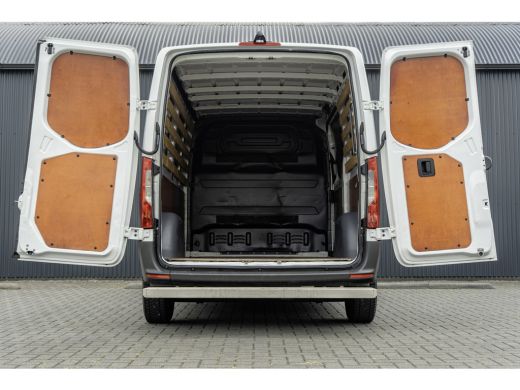 Mercedes-Benz Sprinter 311 CDI L2H1 | Camera | Mbux | CarPlay | Navi | Climate | Euro 6 ActivLease financial lease