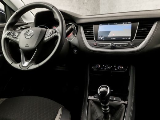 Opel Grandland X 1.2 Turbo Innovation (APPLE CARPLAY, GROOT NAVI, CLIMATE, CAMERA, GETINT GLAS, LEDER, SPORTSTOELE... ActivLease financial lease