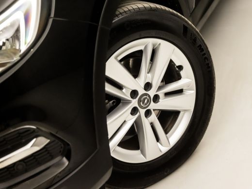 Opel Grandland X 1.2 Turbo Sport Automaat (APPLE CARPLAY, GROOT NAVI, STUUR/STOELVERWARMING, GETINT GLAS, SPORTSTO... ActivLease financial lease
