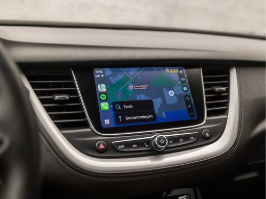 Opel Grandland X 1.2 Turbo Sport Automaat (APPLE CARPLAY, GROOT NAVI, STUUR/STOELVERWARMING, GETINT GLAS, SPORTSTO... ActivLease financial lease
