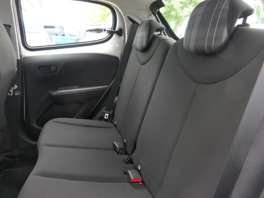 Peugeot 108 1.0 e-VTi Active | Airco | DAB | LED | Bluetooth | 5-Deurs | ActivLease financial lease