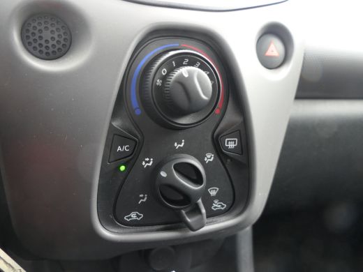 Peugeot 108 1.0 e-VTi Active | Airco | DAB | LED | Bluetooth | 5-Deurs | ActivLease financial lease