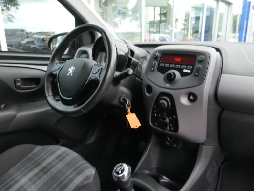 Peugeot 108 1.0 e-VTi Active | Airco | LED Dagrijverlichting | Privacy Glass | Mistlampen | 5-Deurs ActivLease financial lease