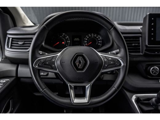 Renault Trafic dCi | L2H1 | Dynamic | Launch Edition 007 | Navi | LED | Imperiaal | Cruise | PDC | Airco | Euro 6 ActivLease financial lease