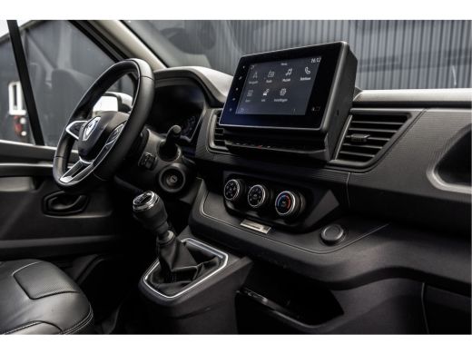 Renault Trafic dCi | L2H1 | Dynamic | Launch Edition 007 | Navi | LED | Imperiaal | Cruise | PDC | Airco | Euro 6 ActivLease financial lease