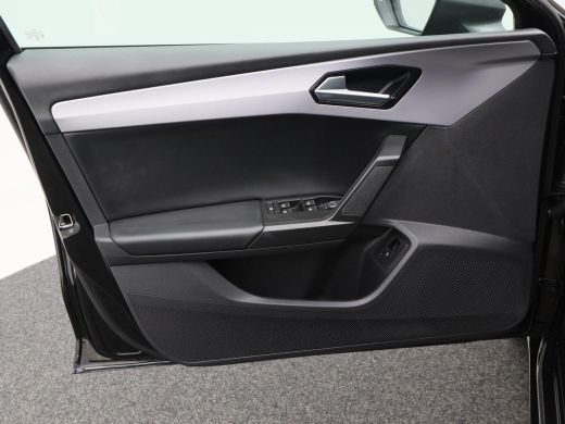 Seat Leon Sportstourer 1.4 TSi 204 Pk Phev eHybrid FR Business Intense | LED | Sensoren | Carplay | Navigatiesysteem | S... ActivLease financial lease