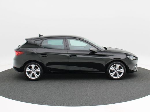 Seat Leon Sportstourer 1.4 TSi 204 Pk Phev eHybrid FR Business Intense | LED | Sensoren | Carplay | Navigatiesysteem | S... ActivLease financial lease