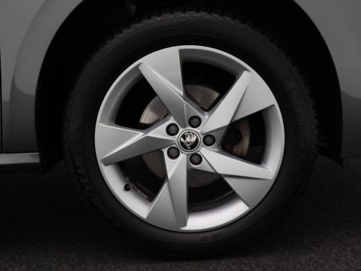 Skoda Kamiq 1.0 TSi 110 Pk Automaat Sport Business | Camera | Sensoren | Cruise | Carplay | LED | Stoel Verwa... ActivLease financial lease