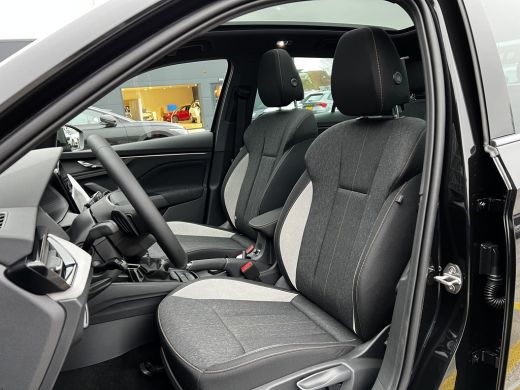 Skoda Kamiq Business Edition | Achteruitrijcamera | Chromen raamlijsten | Cruise control met speedlimiter ActivLease financial lease