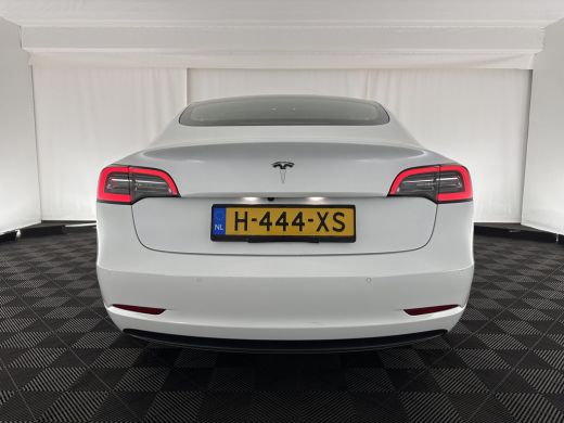 Tesla Model 3 Standard RWD Plus 60 kWh [ 3-Fase ] (INCL-BTW) Aut. *PANO | AUTO-PILOT | LUXURY-LEATHER | KEYLESS... ActivLease financial lease