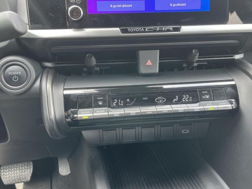 Toyota C-HR 1.8 Hybrid 140 Dynamic | CarPlay | Android Auto | Adaptieve Cruise Control | ActivLease financial lease