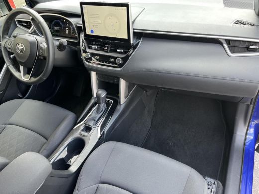 Toyota Corolla Cross Hybrid 140 Style | Navigatie | Parkeersensoren | Carplay | Keyless entry | ActivLease financial lease