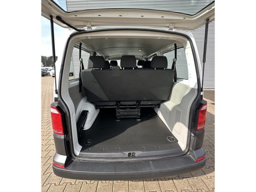 Volkswagen Transporter 2.0 TDI L1H1 Personenbus ActivLease financial lease
