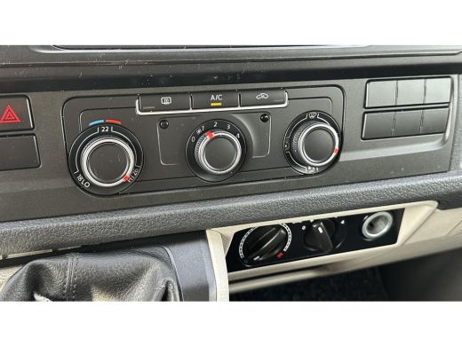Volkswagen Transporter 2.0 TDI L1H1 Personenbus ActivLease financial lease