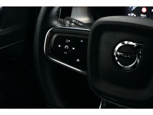 Volvo  XC40 1.5 T4 Recharge Inscription | Intellisafe | Trekhaak | Complete Auto! | FjordBlue | Camera! ActivLease financial lease