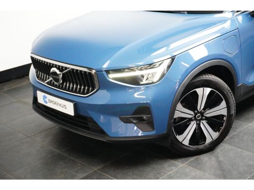 Volvo  XC40 1.5 T4 Recharge Inscription | Intellisafe | Trekhaak | Complete Auto! | FjordBlue | Camera! ActivLease financial lease