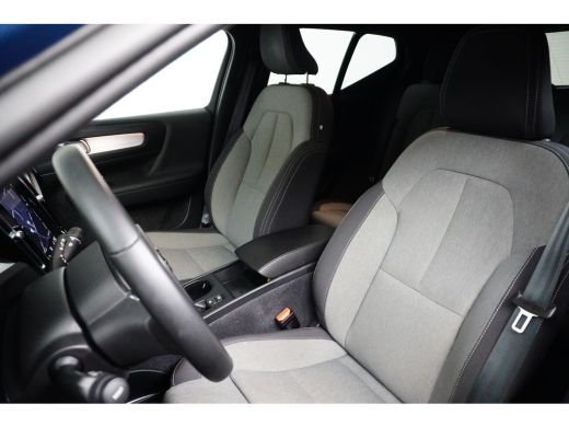 Volvo  XC40 1.5 T4 Recharge Inscription | Intellisafe | Trekhaak | Complete Auto! | FjordBlue | Camera! ActivLease financial lease