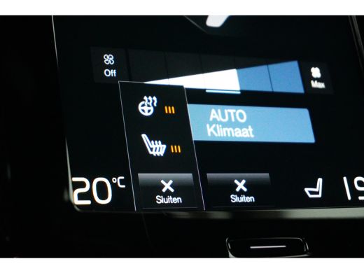 Volvo  XC40 1.5 T4 Recharge Inscription | Intellisafe | Trekhaak | Complete Auto! | FjordBlue | Camera! ActivLease financial lease