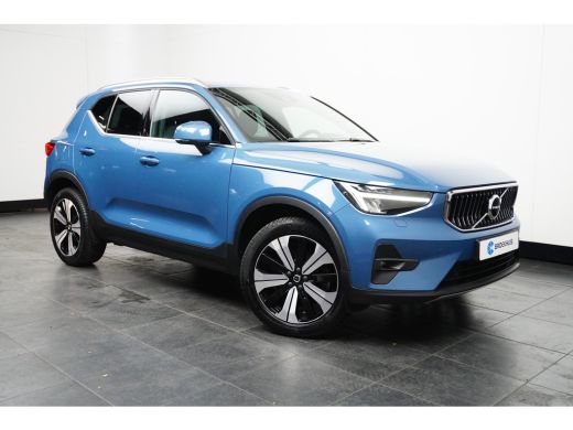 Volvo  XC40 1.5 T4 Recharge Inscription | Intellisafe | Trekhaak | Complete Auto! | FjordBlue | Camera! ActivLease financial lease