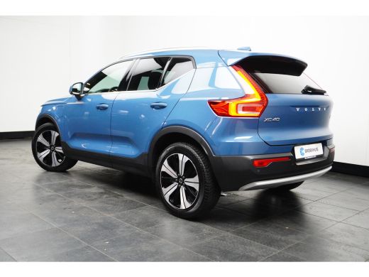 Volvo  XC40 1.5 T4 Recharge Inscription | Intellisafe | Trekhaak | Complete Auto! | FjordBlue | Camera! ActivLease financial lease
