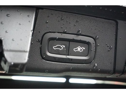 Volvo  XC60 T6 Plus Dark Plug-in Hybrid | Luchtvering | Massage | 360 camera | Cruise control adaptief met St... ActivLease financial lease