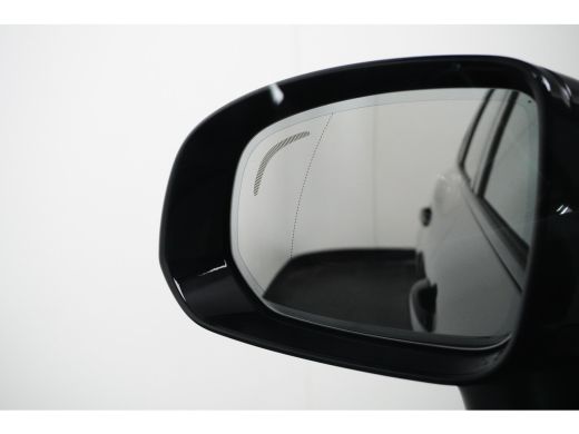 Volvo  XC60 T6 Plus Dark Plug-in Hybrid | Luchtvering | Massage | 360 camera | Cruise control adaptief met St... ActivLease financial lease