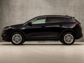 Opel Grandland X 1.2 Turbo Innovation (APPLE CARPLAY, GROOT NAVI, CLIMATE, CAMERA, GETINT GLAS, LEDER, SPORTSTOELE...