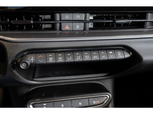 Fiat 600 1.2 145PK Turbo Hybrid Black Edition | Apple Carplay/Android Auto|telefoonintegratie premium | Ch... ActivLease financial lease