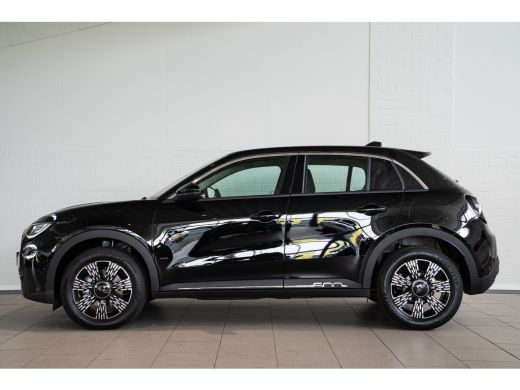 Fiat 600 1.2 145PK Turbo Hybrid Black Edition | Apple Carplay/Android Auto|telefoonintegratie premium | Ch... ActivLease financial lease