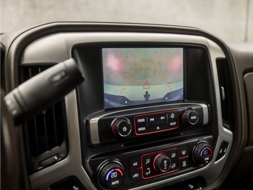 GMC Sierra Sierra 361Pk Automaat (NAVIGATIE, LEDER, CAMERA, ELEK SPORTSTOELEN, STOELVERWARMING, TREKHAAK, CR... ActivLease financial lease