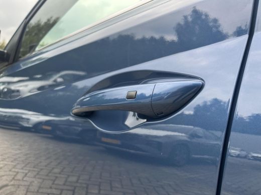 Hyundai Bayon 1.0 T-GDI Premium Sky | Nieuwe facelift model! | Navigatie | Cruise control | DAB | Schuifdak | ActivLease financial lease