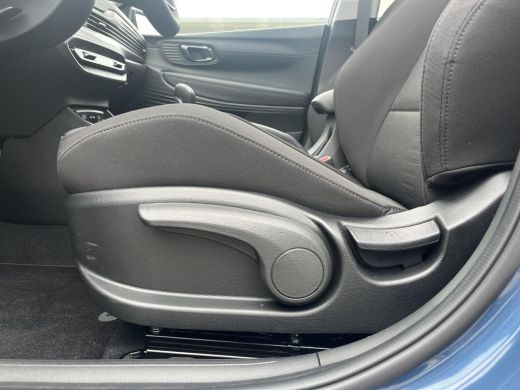 Hyundai Bayon 1.0 T-GDI Premium Sky | Nieuwe facelift model! | Navigatie | Cruise control | DAB | Schuifdak | ActivLease financial lease