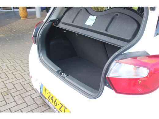 Hyundai i10 1.0 Comfort | Airco | Cruise Control | | Achterbank in delen neerklapbaar | Airco | Armsteun voor ActivLease financial lease
