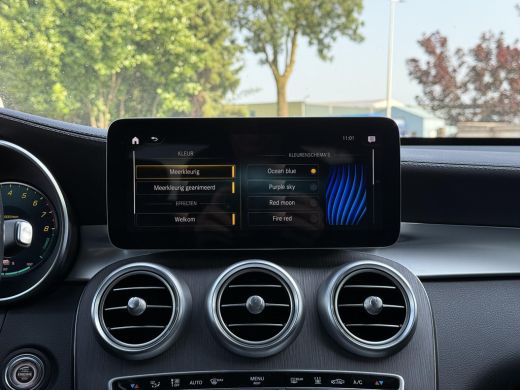 Mercedes-Benz GLC 300e Aut. 4MATIC Solution Luxury | Panorama | Trekhaak | Multi-Beam | Burmester | ActivLease financial lease