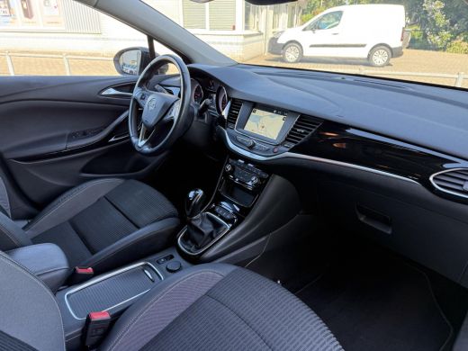 Opel Astra 1.2 Business Elegance Navi | Camera | Trekhaak ActivLease financial lease