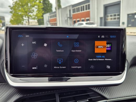 Peugeot 2008 1.2 130PK Allure | Voorstoelen verwarmd | Parkeersensoren voor & achter | 17 inch LMV | Zwarte he... ActivLease financial lease