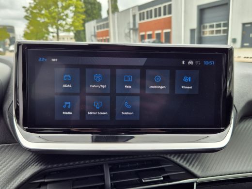 Peugeot 2008 1.2 130PK Allure | Voorstoelen verwarmd | Parkeersensoren voor & achter | 17 inch LMV | Zwarte he... ActivLease financial lease