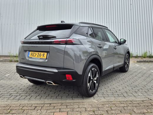 Peugeot 2008 1.2 130PK Allure | Voorstoelen verwarmd | Parkeersensoren voor & achter | 17 inch LMV | Zwarte he... ActivLease financial lease