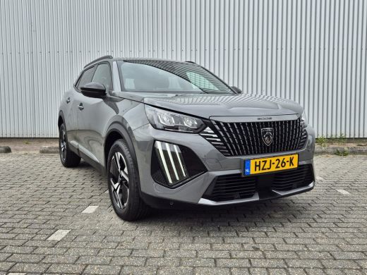 Peugeot 2008 1.2 130PK Allure | Voorstoelen verwarmd | Parkeersensoren voor & achter | 17 inch LMV | Zwarte he... ActivLease financial lease