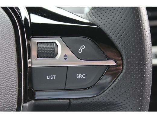 Peugeot 208 1.2 PURETECH 100PK GT PACK / NAVI / LEDER / CLIMA / PDC / 17" LMV / CAMERA / KEYLESS / ADAPT. CRU... ActivLease financial lease