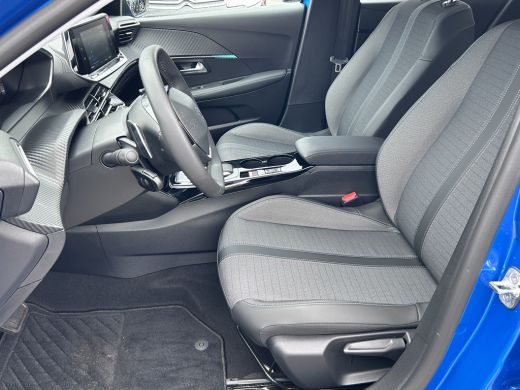 Peugeot 208 1.2 PureTech Allure 100PK | Lage kmstand!!! | Parkeersensoren | Climate Controle | Cruise Control... ActivLease financial lease