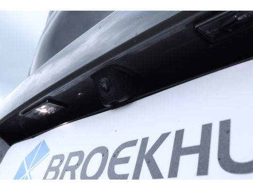 Peugeot 208 Hybrid 136 e-DCS6 GT Panoramadak | Navigatie | Camera voor & Achter | Carplay | Keyless | Climate | ActivLease financial lease