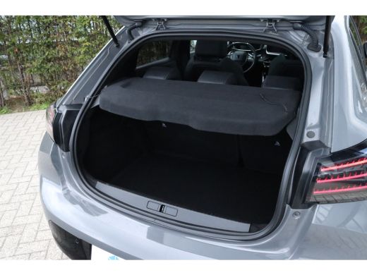 Peugeot 208 Hybrid 136 e-DCS6 GT Panoramadak | Navigatie | Camera voor & Achter | Carplay | Keyless | Climate | ActivLease financial lease